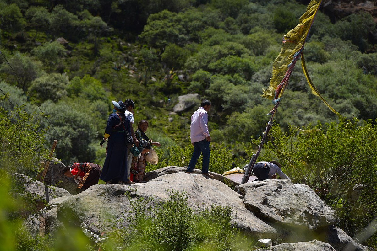 Samye Chimphu Nunnery and Hermitage Caves